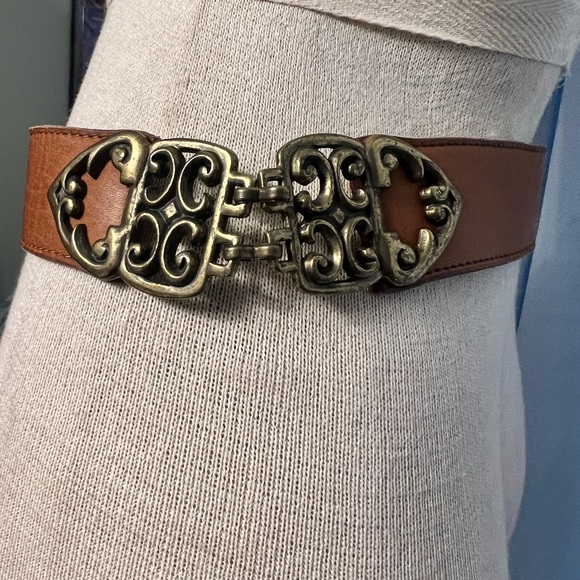 metal accent brown leather womens belt made in colombia size small One Of A Kind - Picture 3 of 15